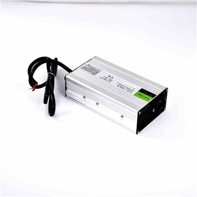 Зарядное устройство для литиевых аккумуляторов 25,2 В